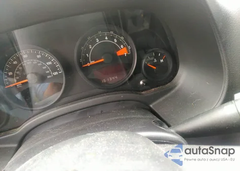 2015 Jeep Compass Sport из США, поврежденный, VIN 1C4NJCBA4FD427466